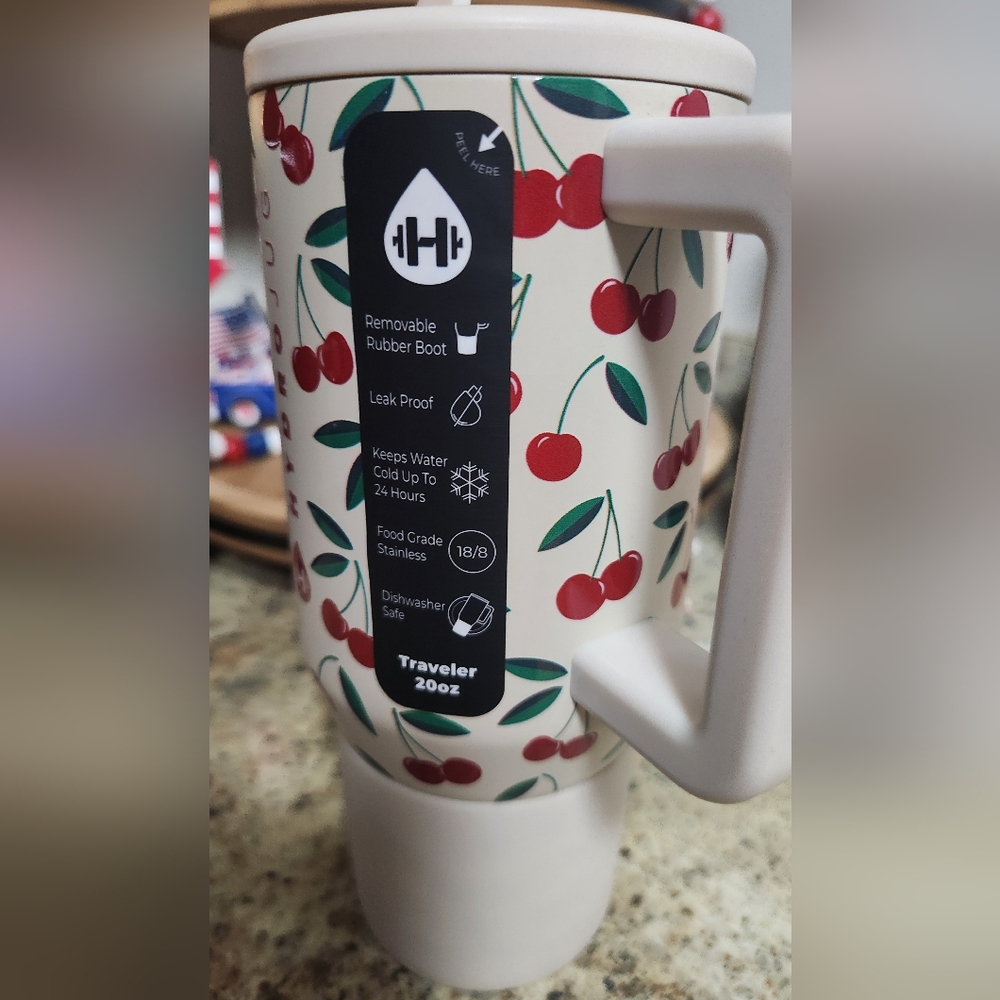 🍒NEW HydroJug Limited Edition "CHERRIES" 20oz Traveler🍒 - Picture 2 of 7
